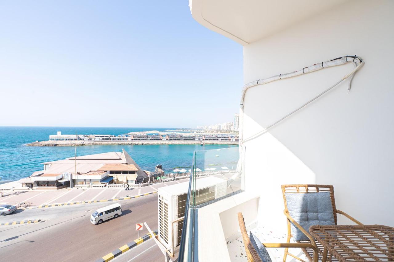 Nabeel Homes - Designer Seaview Condo - 208 アレクサンドリア エクステリア 写真